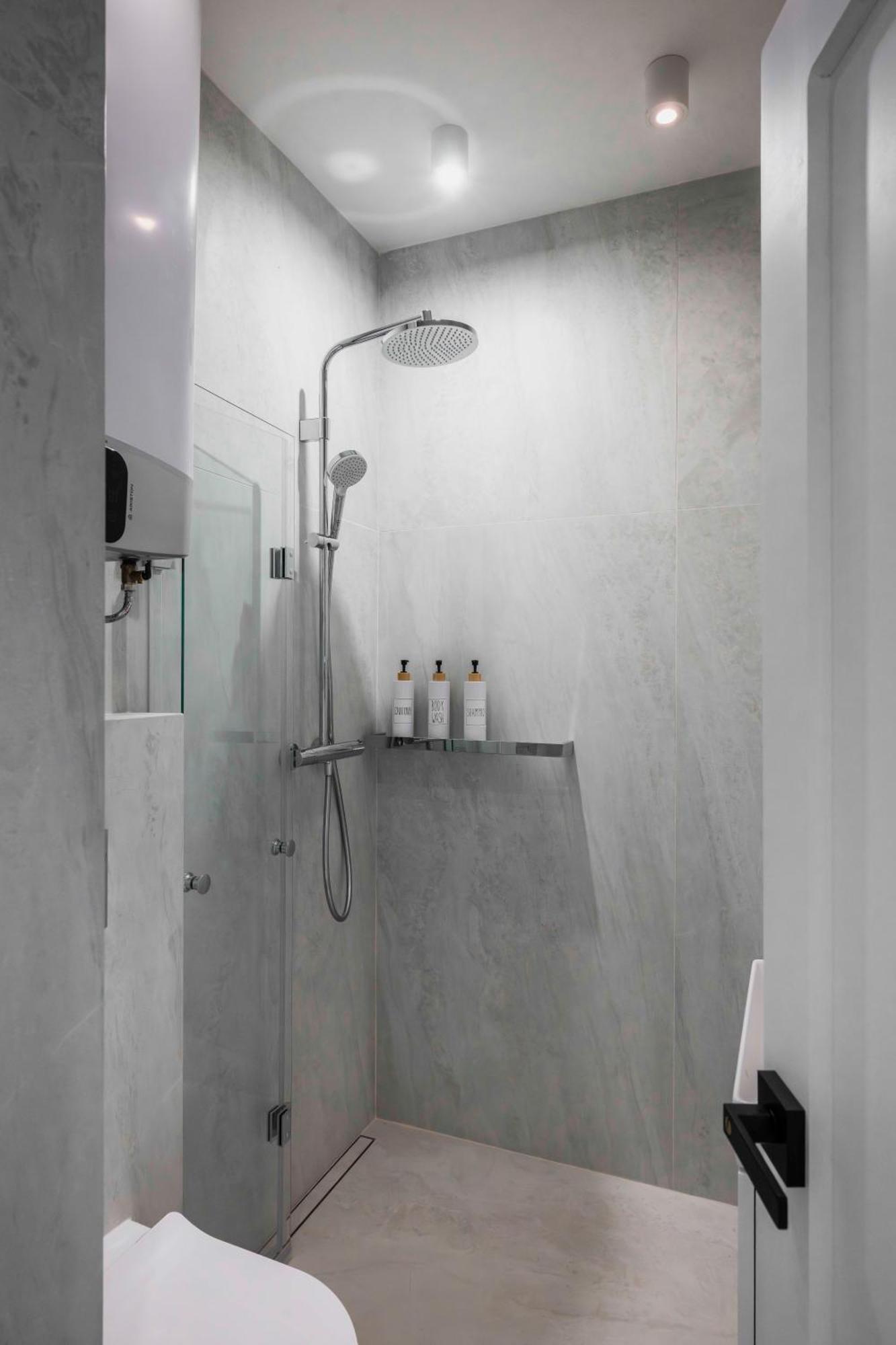 Urban Charm & Comfort - Chic 2Bd In Prime Location By Flat Mаnager Sofia Esterno foto